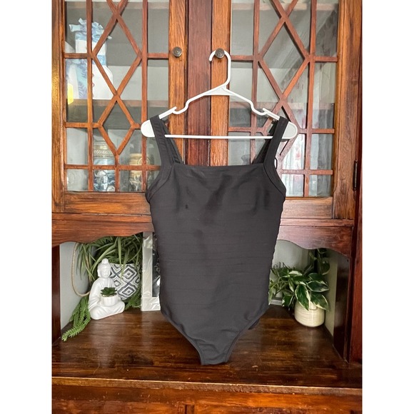 Miraclesuit Black One Piece Swimsuit Shaping Slimming Square Neck Size 12